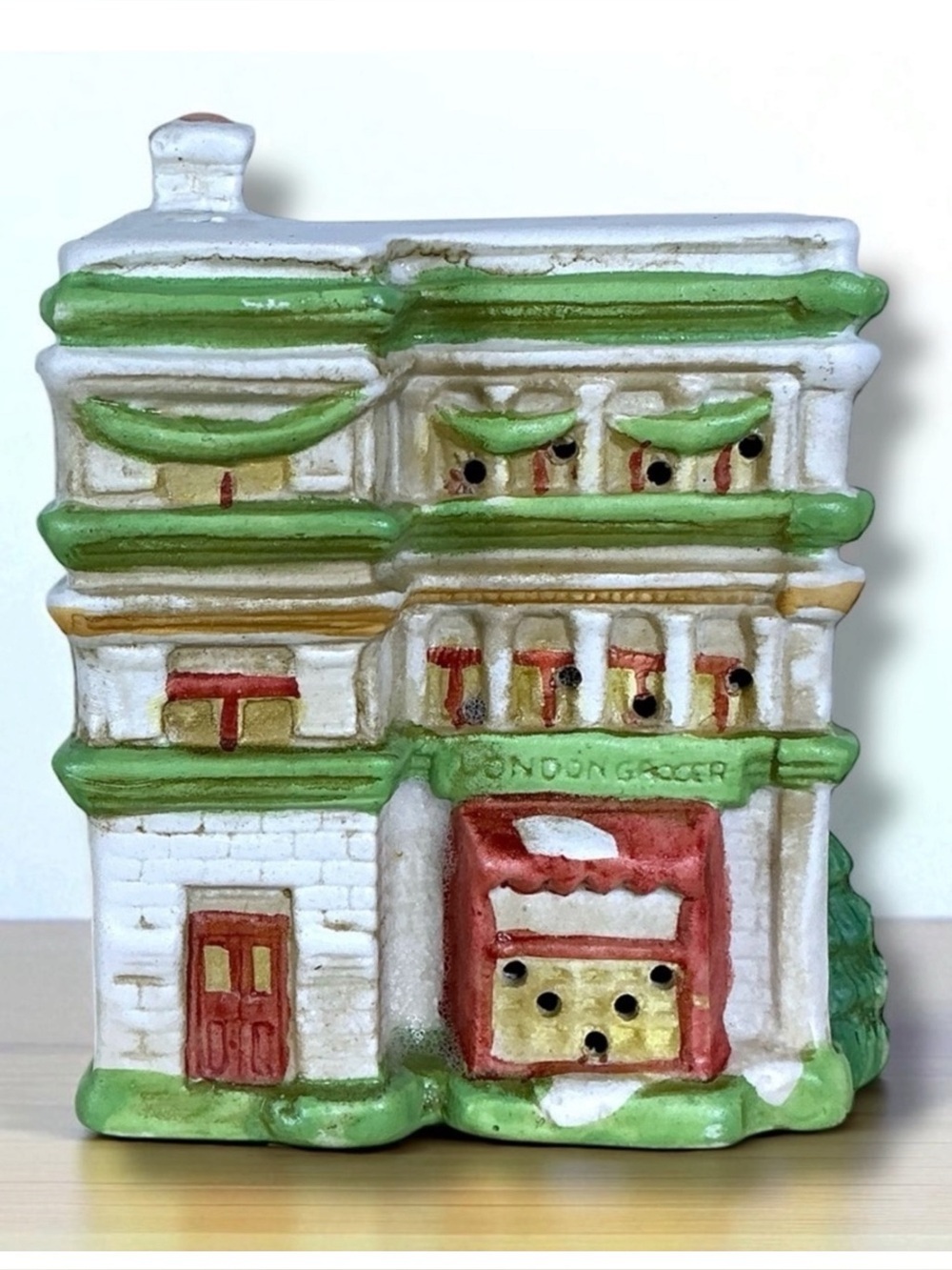 Vintage London Grocer Porcelain Village House Dickens of London Collectible 1991